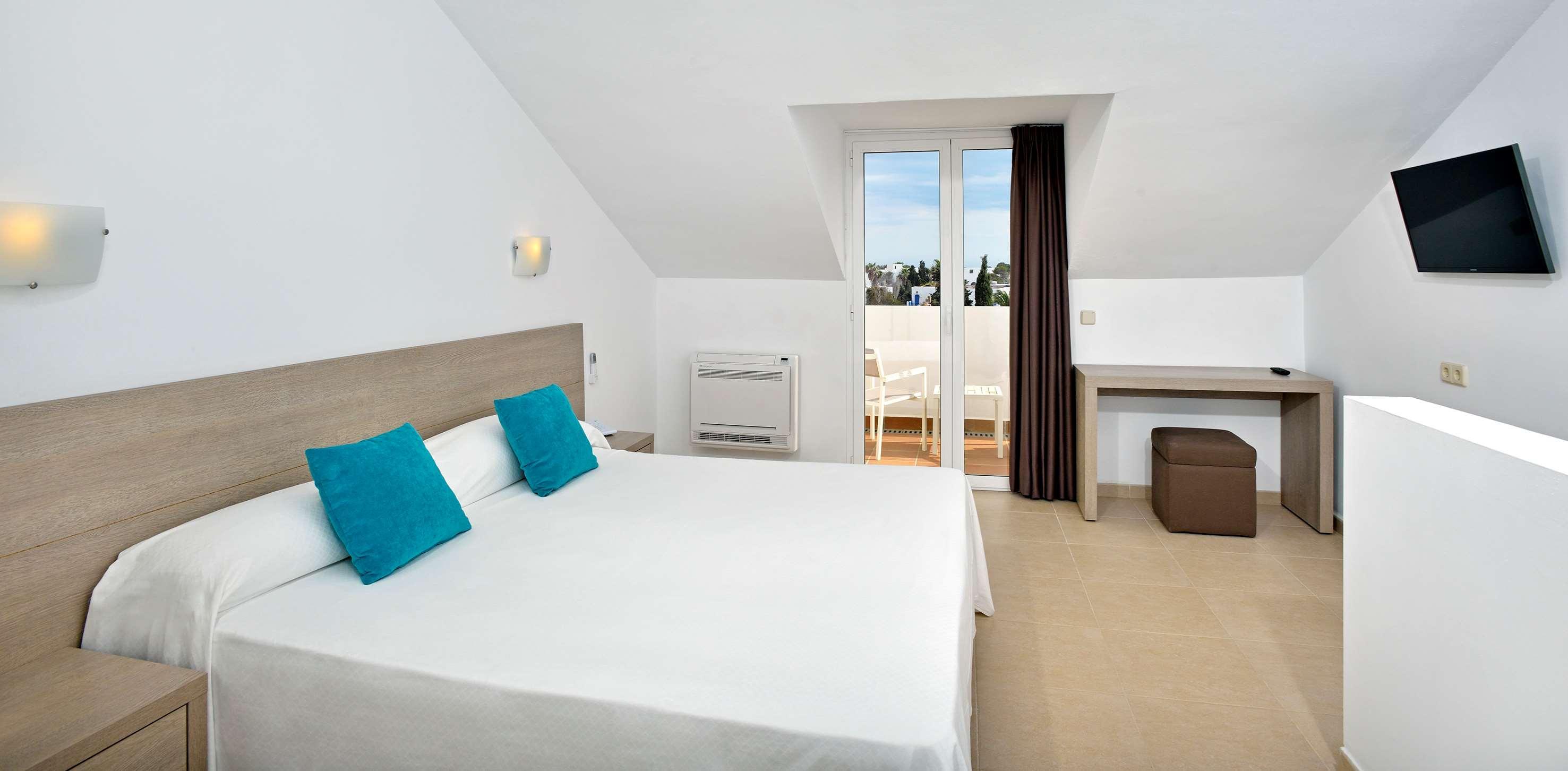 Sol Cala D'Or Apartamentos Bagian luar foto
