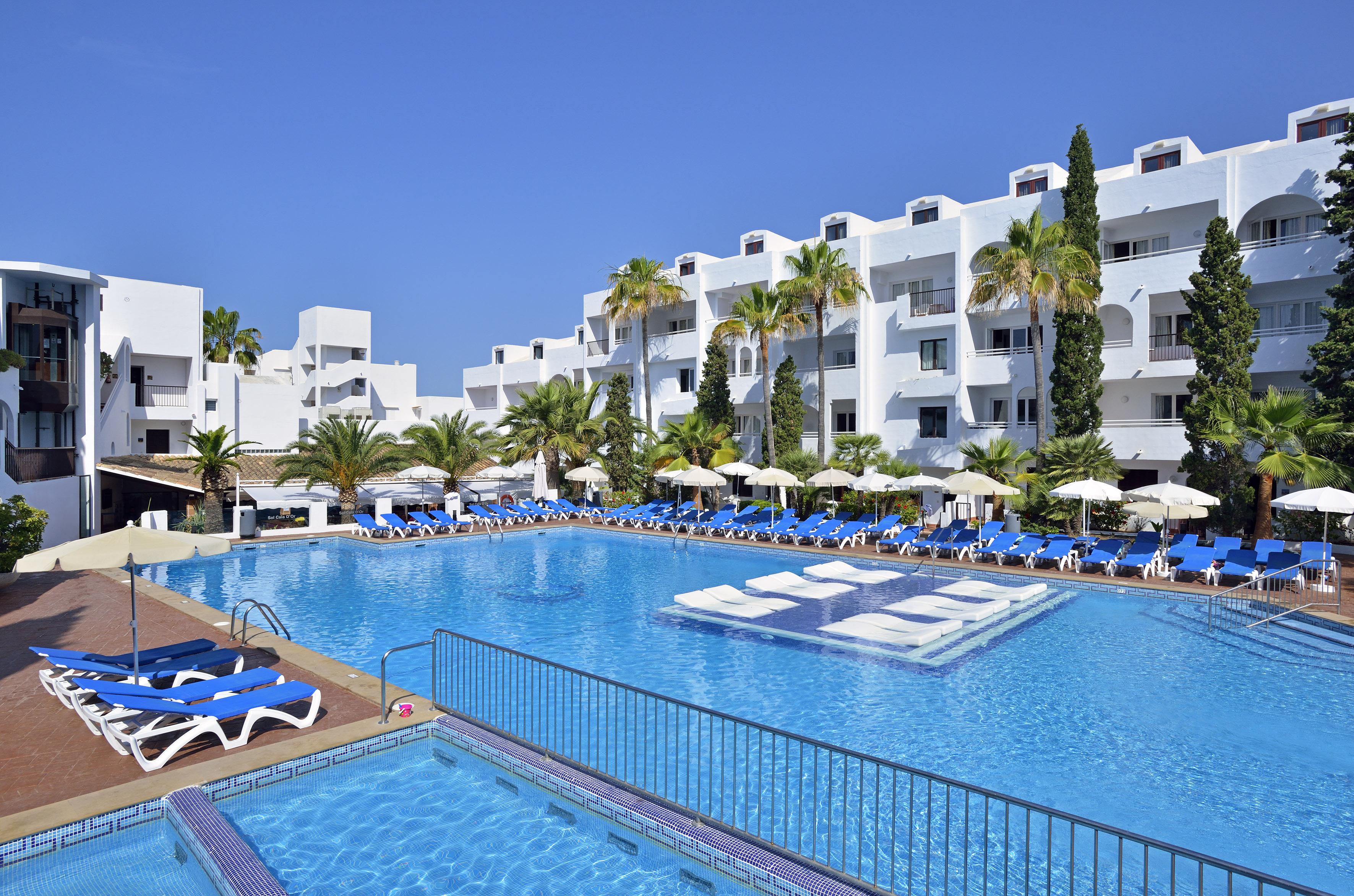 Sol Cala D'Or Apartamentos Bagian luar foto