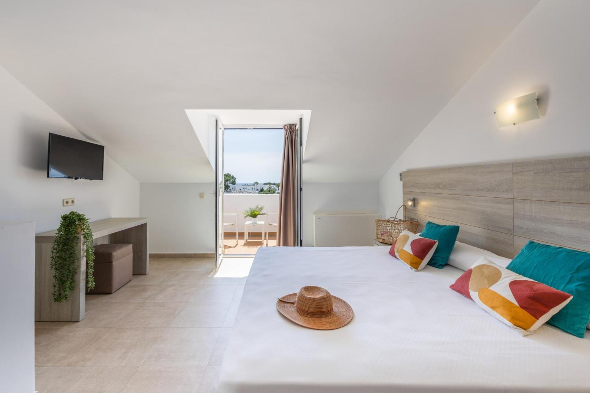 Sol Cala D'Or Apartamentos Bagian luar foto