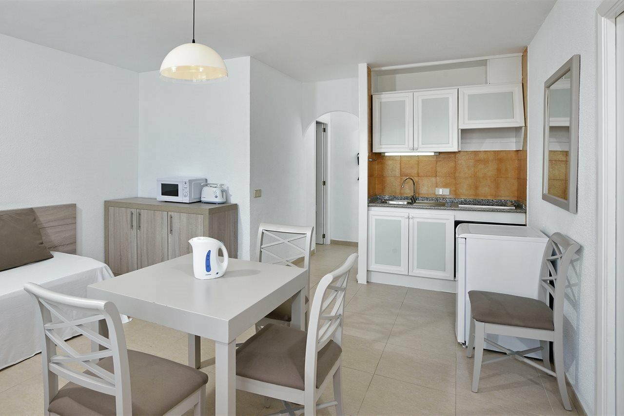 Sol Cala D'Or Apartamentos Bagian luar foto