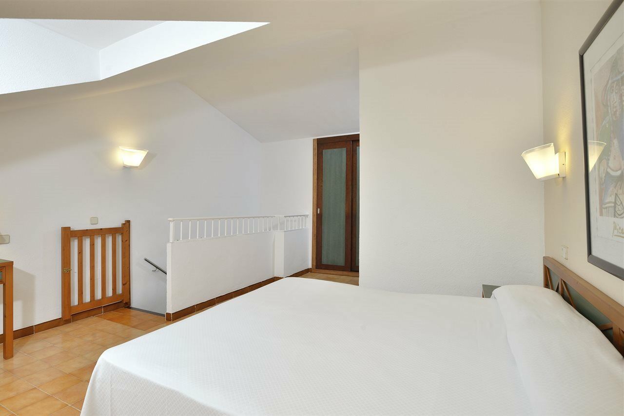Sol Cala D'Or Apartamentos Bagian luar foto