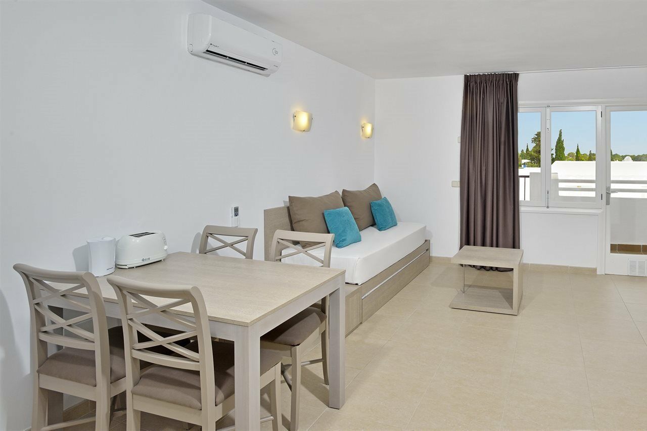 Sol Cala D'Or Apartamentos Bagian luar foto